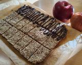 Házi zabszelet/egergiaszelet (glutén-,tej- és hozzáadott cukortól mentes) recept fázis 10 fotója