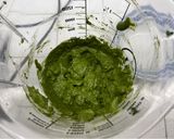 Foto del passaggio 3 della ricetta Pesto di spinaci e mandorle