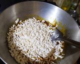 খইএর মোয়া(khoi er moa recipe in Bengali) রেসিপির ধাপ 3 ছবি