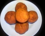 A picture of step 9 of Cake Maandazi.