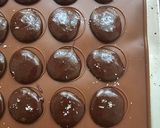 Gambar langkah 7 resipi Fudgy Brownie Crinkle Cookies.