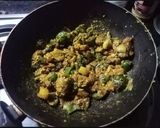 A picture of step 5 of Aloo Capsicum Dry Sabji.