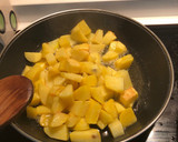Foto del paso 1 de la receta: Merluza con patatas