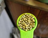 A picture of step 1 of Gatte Ki Sabzi.