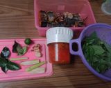 Foto langkah ke 2 dari resep Patin pedas kemangi.