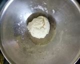Foto langkah ke 2 dari resep Donat Lembut.
