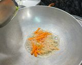 A picture of step 3 of Baked Chifferi with Veggies and White Sauce.