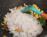 Foto langkah ke 2 dari resep Nasi Goreng Jamur Shitake.