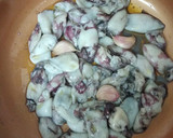 Foto del paso 1 de la receta: Garbanzos con calamares