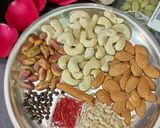 A picture of step 1 of Thandai.