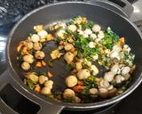 Foto del paso 4 de la receta: Arroz blanco con verdura al miso rojo