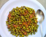 A picture of step 3 of Spicy Masala Fry Matar.