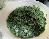 A picture of step 3 of Aloo Palak Ki Bhujya.