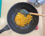 A picture of step 2 of Spaghetti bolognese.