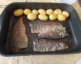 Foto del paso 8 de la receta: Filetes de Truchas y papas cocidas al horno