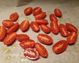 A picture of step 1 of Pasta with mint and pistachio pesto and roasted tomatoes.