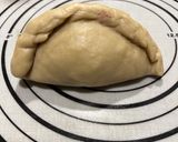 A picture of step 6 of Corned Beef Empanada.