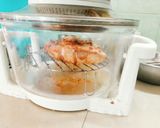 A picture of step 3 of Grilled Chicken Breast with Salt and Chili.