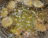 A picture of step 4 of Paprika Fried Calamari.