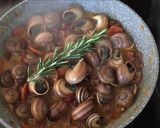 Foto del paso 6 de la receta: Caracoles con jamón y pepperoni