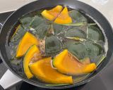 A picture of step 1 of Pumpkin In Syrup (Thai Dessert).