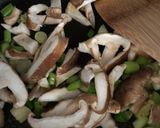 A picture of step 4 of 10 minute soba special - vegan.