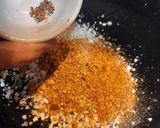 A picture of step 3 of Lotus seed halwa.