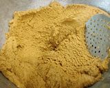 A picture of step 2 of Mohan thal.