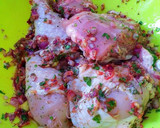Foto del paso 5 de la receta: Pollo alexis Urrutia en bolsa al horno con patatas fritas