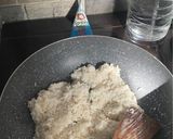 Foto langkah ke 3 dari resep Bacang Ketan Isi Daging Ayam Jamur.