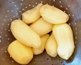 Une image de l'étape 1 de Gratin de pommes de terre au Cook Expert.