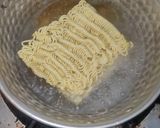 Foto langkah ke 3 dari resep My Fave Instant Noodles 🍜.