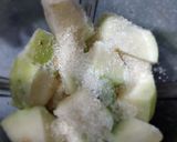 Foto langkah ke 2 dari resep Jus jambu kristal.
