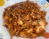 รูปขั้นตอนการทำที่ 7 ของ หมูผัดกิมจิ kimchi duruchigi 김치 두루치기 Kimchi & Pork Stir Fry