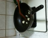 豌豆炒日本舞菇的食譜步驟2照片