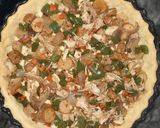 A picture of step 9 of Chicken Quiche.