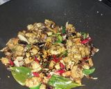 Foto langkah ke 6 dari resep Kering Tempe & Tongkol Suir.