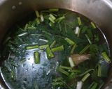Foto langkah ke 2 dari resep Sop ayam kampung.