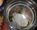 A picture of step 1 of Lemon mint mojito.