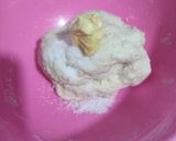 Foto langkah ke 2 dari resep Salt Bread.