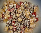 Foto del paso 2 de la receta: Panettone casero (amasado en panificadora)