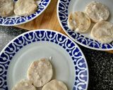 Foto del paso 2 de la receta Medallones de merluza con chipirones al aceite de ajo y perejil