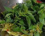 Foto langkah ke 3 dari resep Tumis Kangkung Manado.