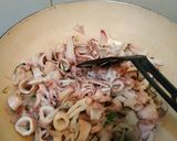 Foto langkah ke 3 dari resep Cumi asin cabe ijo.
