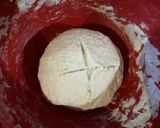 Foto del passaggio 2 della ricetta Pizza alta porcini e gorgonzola piccante