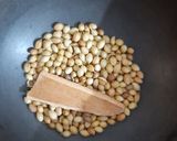A picture of step 1 of Masala Baath without Goda Masala.