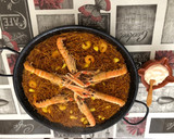Foto del paso 3 de la receta: Fideuá con sepia gambas y cigalas