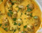 A picture of step 5 of Kadhi Pakoda.