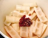 Hình bước làm 2 của món Măng trúc kho tương hột