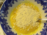 Torrejas de papa y queso pategras